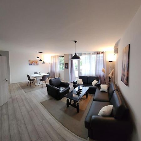 City Center Apt Wfree P Scopia Exterior foto