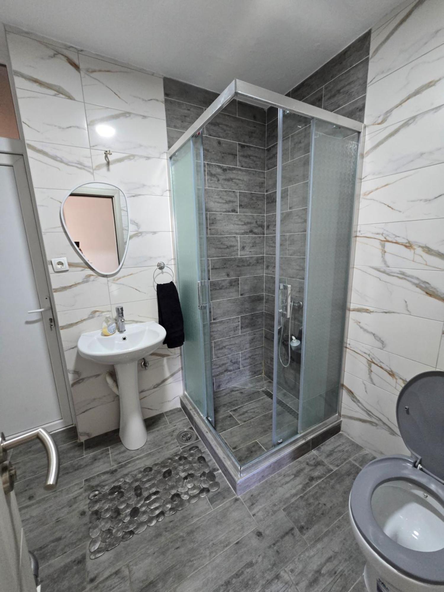 City Center Apt Wfree P Scopia Exterior foto